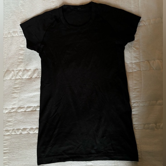 Lululemon Swiftly Tech Short Sleeved Shirt - Picture 6 of 8